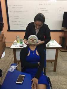 Imagem da notícia - Cetam/Codajás realiza aula prática de Cosmetologia