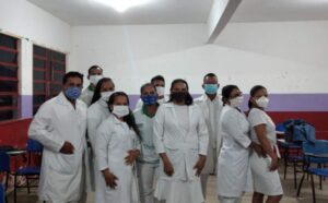 Imagem da notícia - Cetam/Uarini conclui curso Técnico em Enfermagem indígena