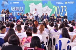 Imagem da notícia - Com mais de 8 mil alunos matriculados, governador Wilson Lima dá início ao ano letivo do Cetam na capital