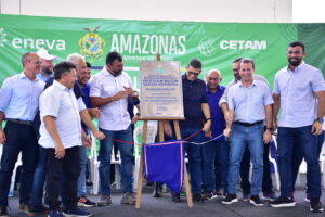 Imagem da notícia - Governo do Estado, Cetam e Eneva entregam escola de Educação Profissional e Tecnológica de Silves